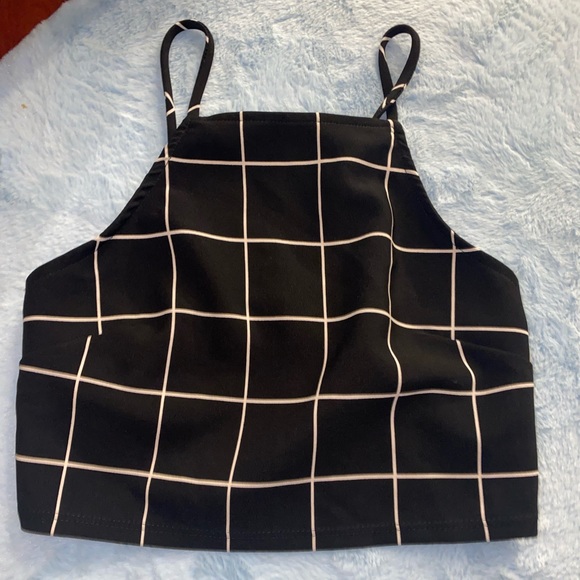 Black and white cropped top - Picture 3 of 4